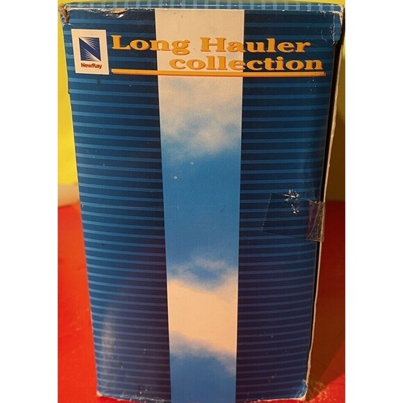 New Ray Peterbilt Model 379 Long Hauler Collection - Picture 3 of 5